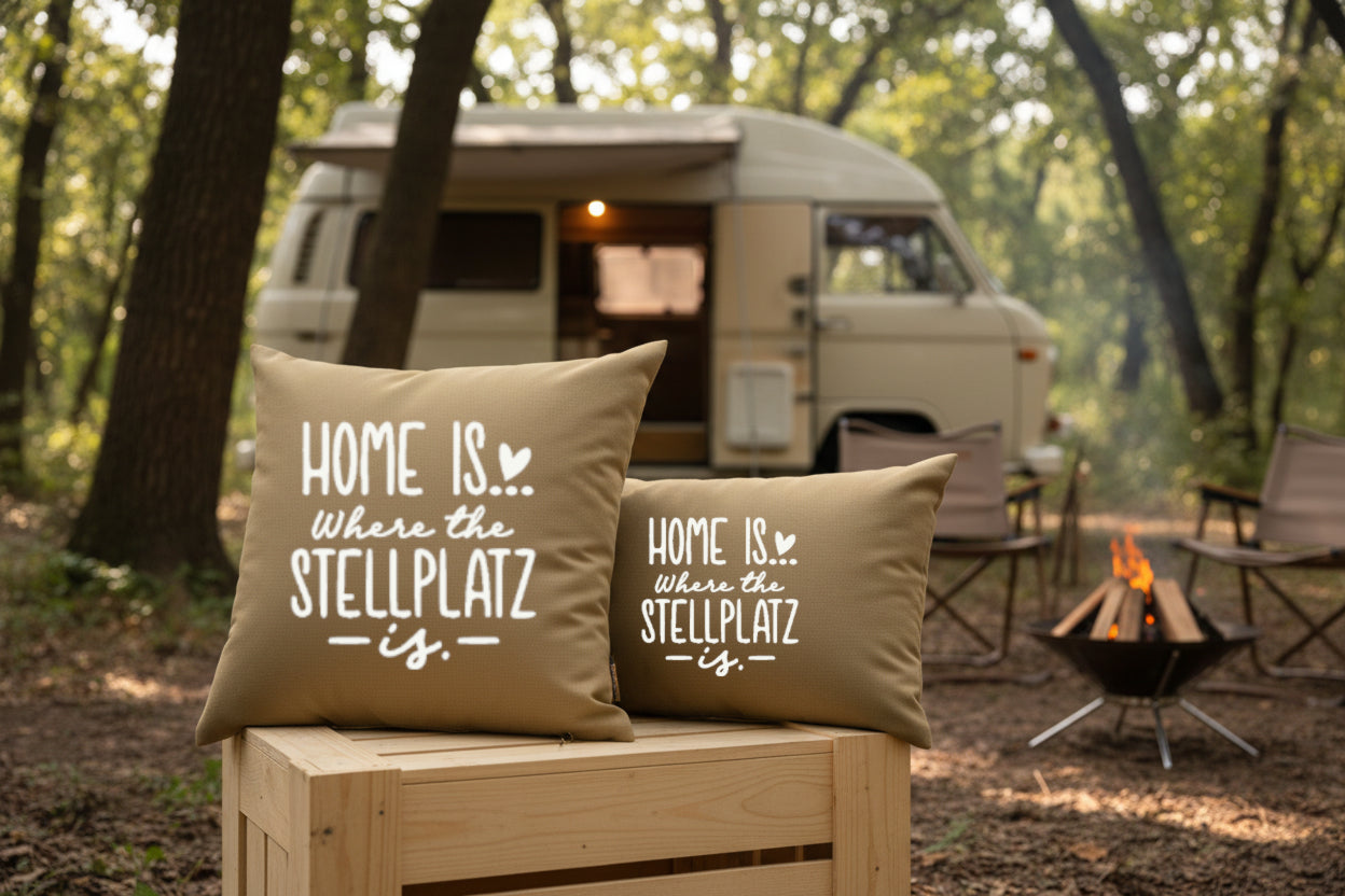 Kissen mit DTF-Druck - Home is where the Stellplatz is